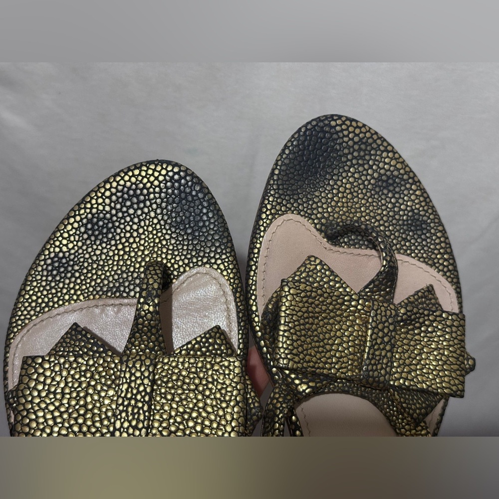 Miu Miu Metallic Gold Bow Sandals - Picture 6 of 8